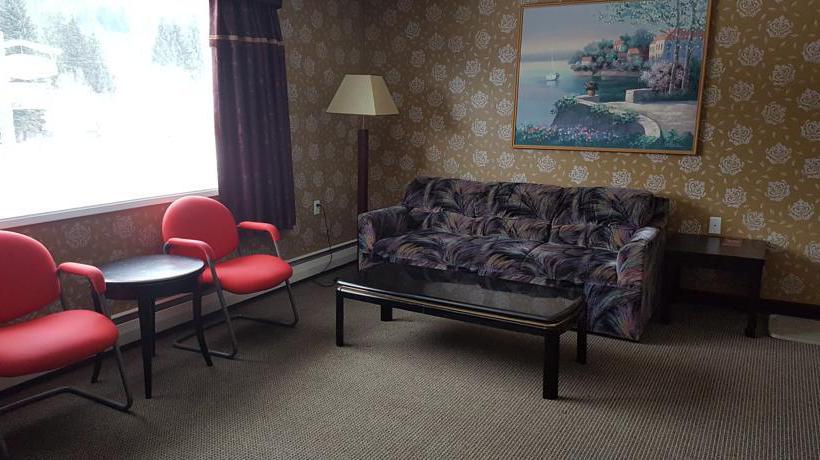 Hotel Alpine Inn & Suites | Revelstoke | British Columbia | Canada 11