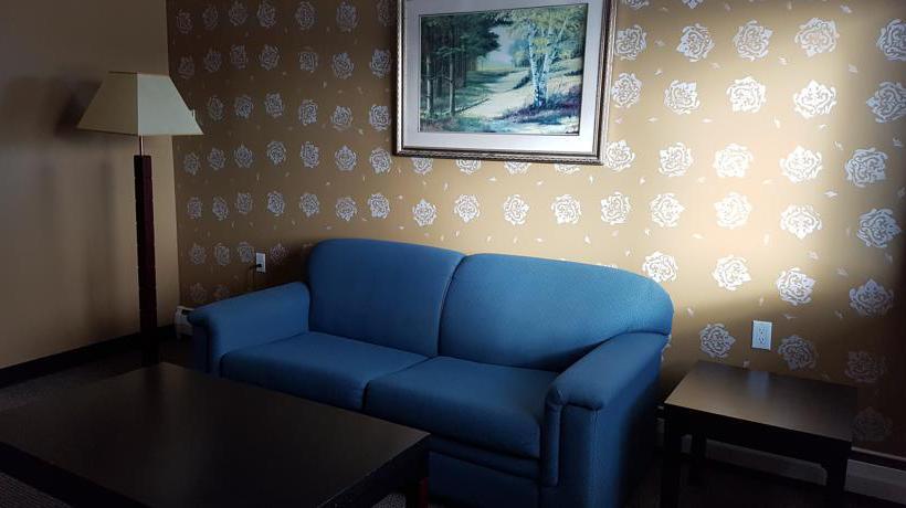 Hotel Alpine Inn & Suites | Revelstoke | British Columbia | Canada 16