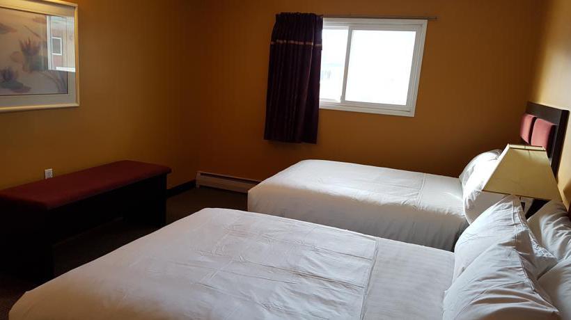 Hotel Alpine Inn & Suites | Revelstoke | British Columbia | Canada 18