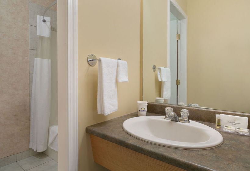 Hotel Days Inn & Conference Centre Penticton | Penticton | British Columbia | Canada 1