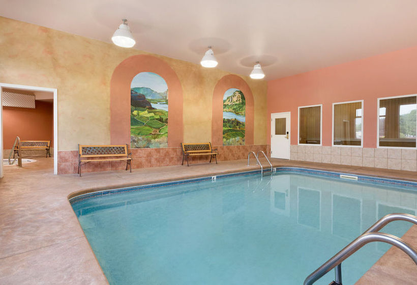 Hotel Days Inn & Conference Centre Penticton | Penticton | British Columbia | Canada 9