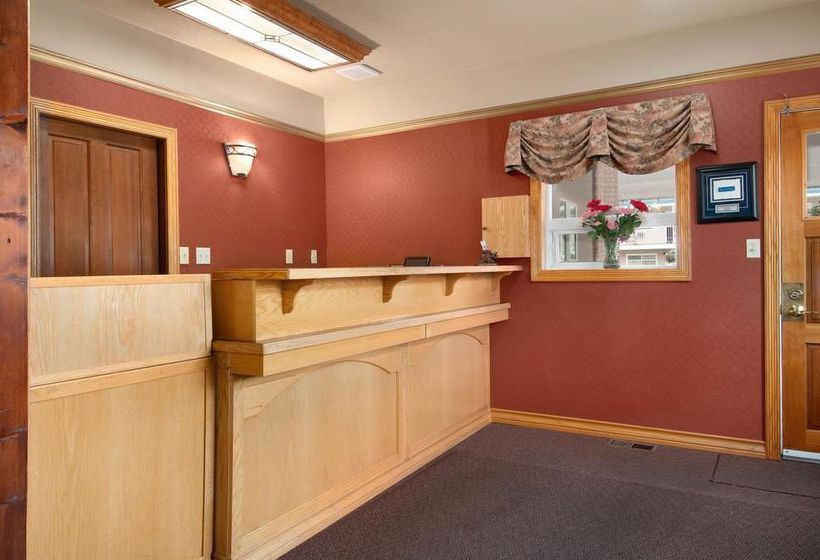 Hotel Travelodge Quesnel BC | Quesnel | British Columbia | Canada 2