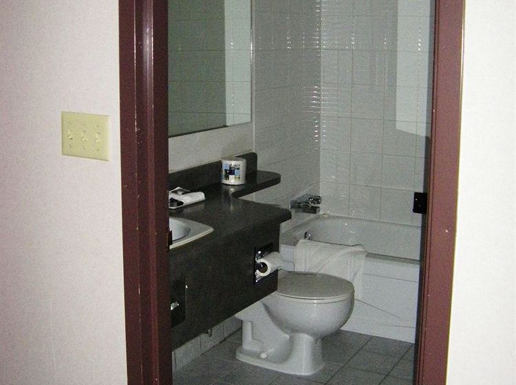 Hotel Castlegar BC Travelodge | Castlegar | British Columbia | Canada 1