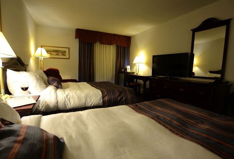 Hotel La Saguenéenne | Chicoutimi | Quebec | Canada 12