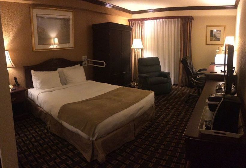 Hotel La Saguenéenne | Chicoutimi | Quebec | Canada 14