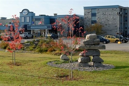 Hotel La Saguenéenne | Chicoutimi | Quebec | Canada 20