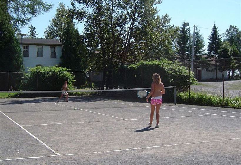 Hotel La Roche Pleureuse | Isle aux Coudres | Quebec | Canada 7