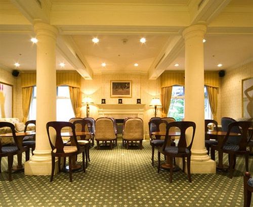 Hotel Chateau Versailles | Montreal | Quebec | Canada 14