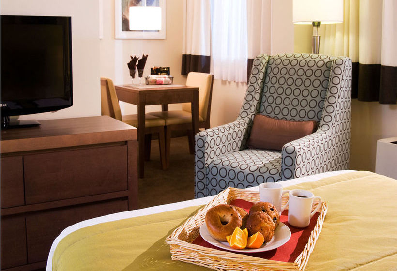 Hotel Residence Inn by Marriott Montreal Westmount | Montreal | Quebec | Canada 11