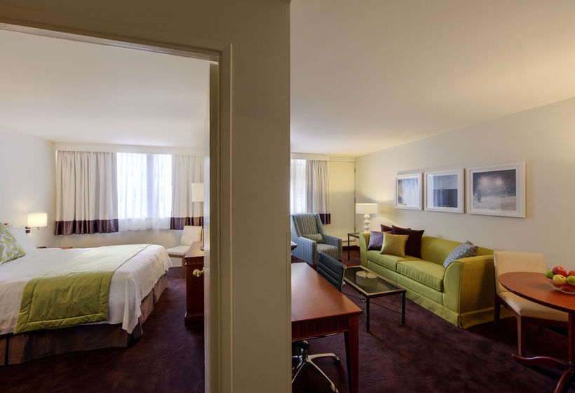 Hotel Residence Inn by Marriott Montreal Westmount | Montreal | Quebec | Canada 13