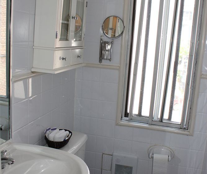 Hotel Le Saint Malo | Montreal | Quebec | Canada 11