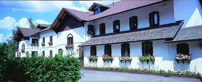 Hotel Du Lac | Mont Tremblant | Quebec | Canada 12