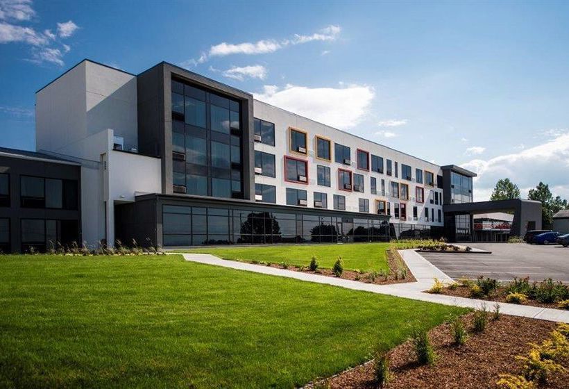 Hotel Levesque | Riviere du Loup | Quebec | Canada 5