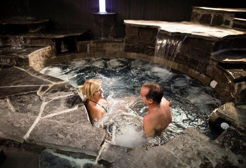 Hotel Levesque | Riviere du Loup | Quebec | Canada 6