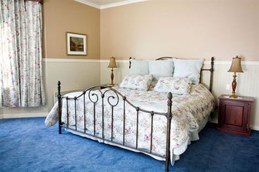 Hotel La Montagne Coupée | St Jean de Matha | Quebec | Canada 14