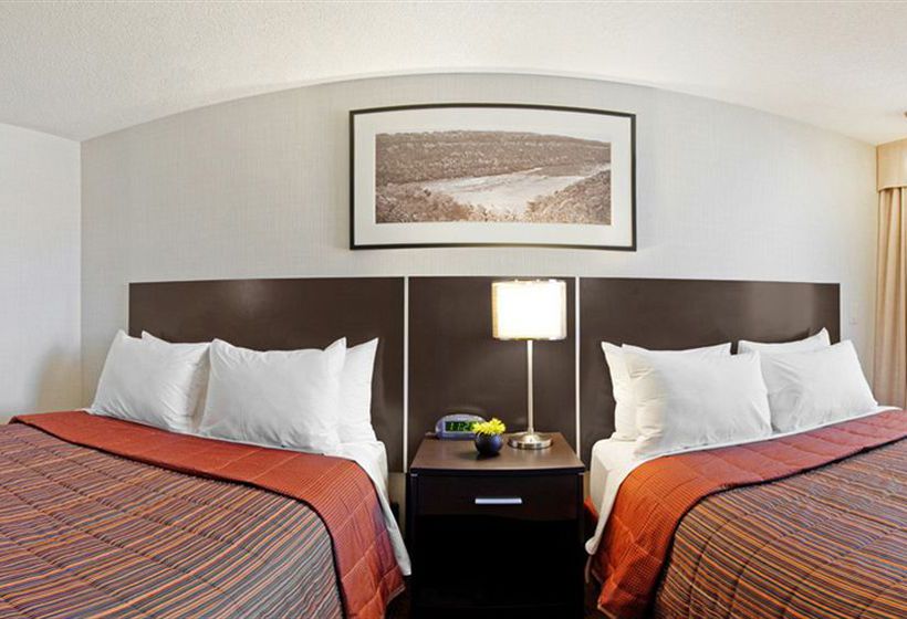 Hotel Quality | Burlington | Ontario | Canada 13