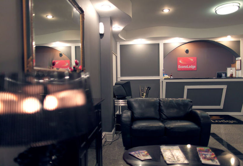 Hotel Econo Lodge London | London | Ontario | Canada 13