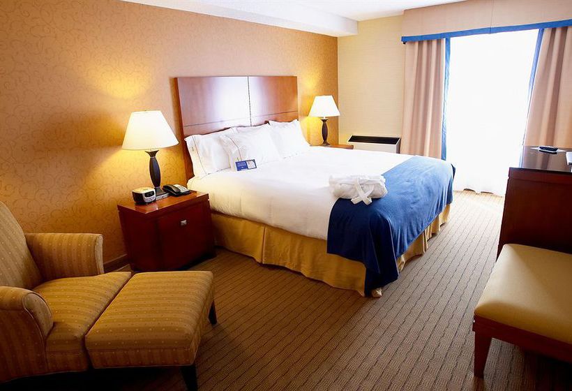 Holiday Inn Express Hotel & Suites London Downtown | London | Ontario | Canada 12