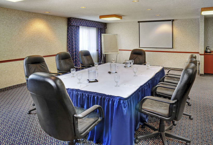 Hotel Quality Suites | London | Ontario | Canada 12