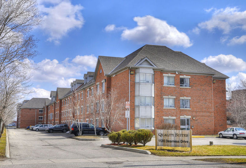 Hotel Quality Suites | London | Ontario | Canada 6