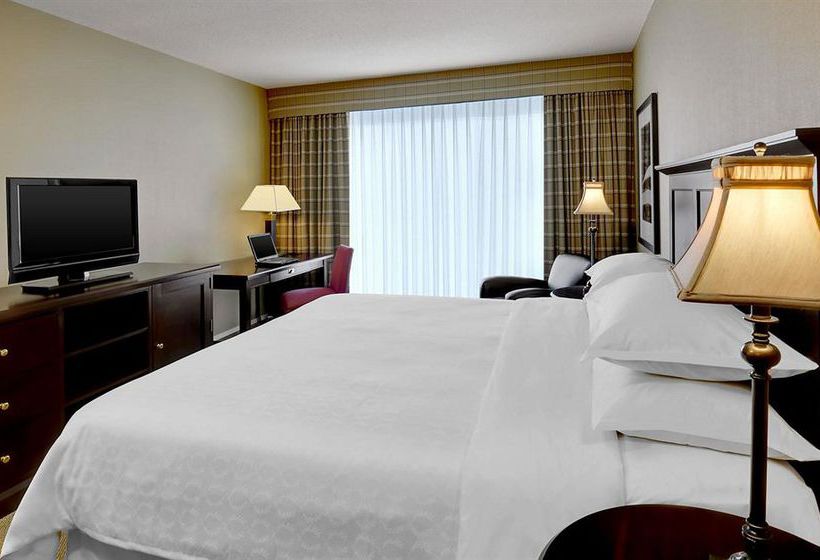 Sheraton Gateway Hotel in Toronto International Airport | Toronto | Ontario | Canada 12