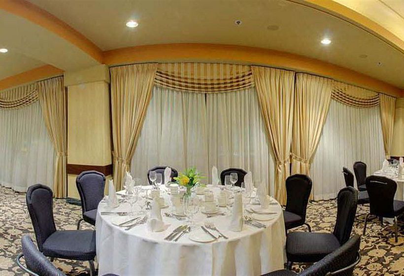 Sheraton Gateway Hotel in Toronto International Airport | Toronto | Ontario | Canada 13