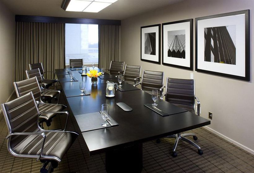 Sheraton Gateway Hotel in Toronto International Airport | Toronto | Ontario | Canada 4