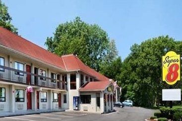 Hotel Super 8 by Wyndham Niagara Falls North Niagara Falls Ontario