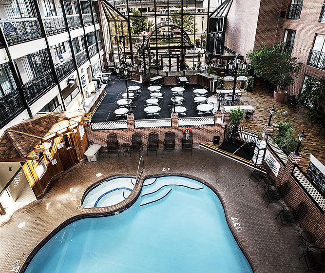 Hotel Clifton Victoria Inn at the Falls | Niagara Falls | Ontario | Canada 19