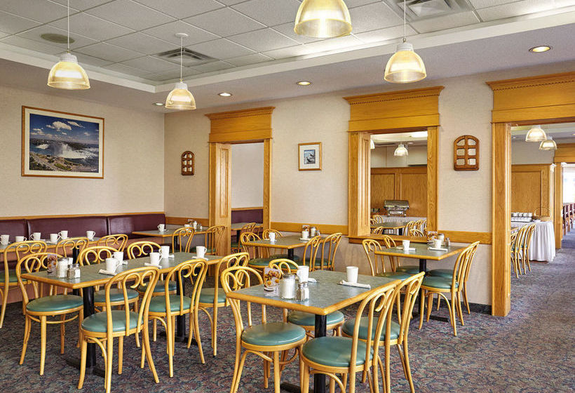 Travelodge Hotel By the Falls | Niagara Falls | Ontario | Canada 3