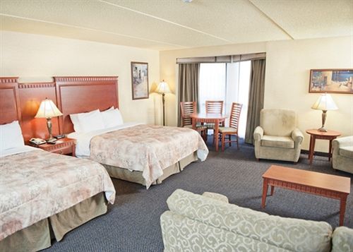 Hotel Quality Inn & Suites Bay Front | Sault Sainte Marie | Ontario | Canada 11