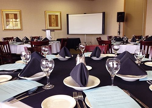 Hotel Quality Inn & Suites Bay Front | Sault Sainte Marie | Ontario | Canada 15