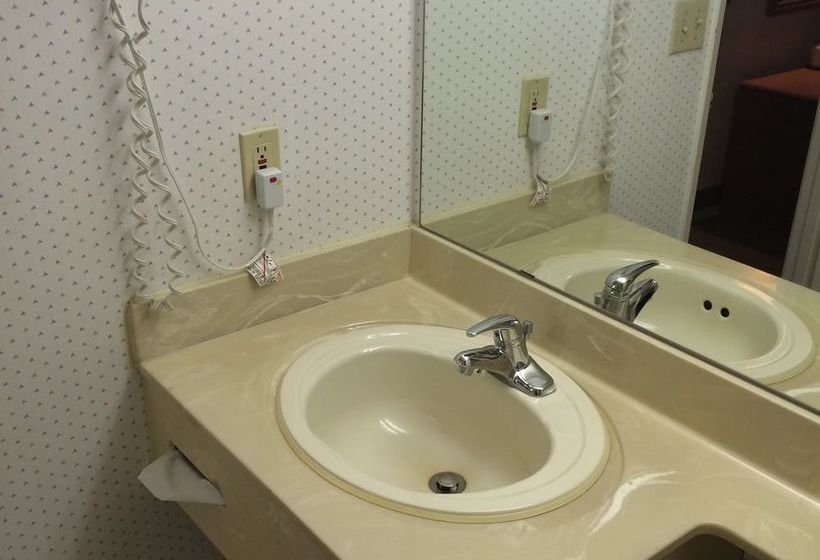 Quality Hotel & Suites Airport East | Toronto | Ontario | Canada 7