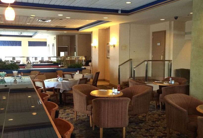 Quality Hotel & Suites Airport East | Toronto | Ontario | Canada 9