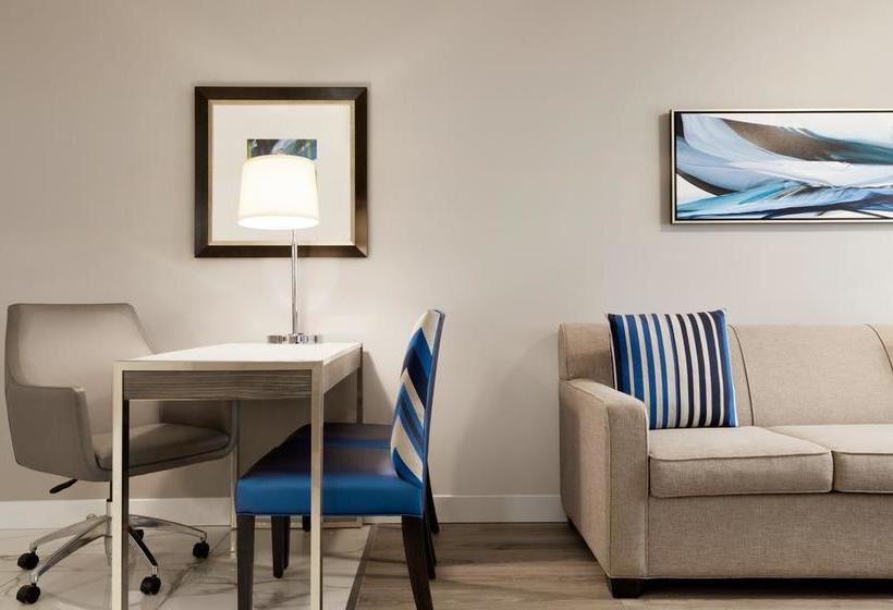 Hotel Embassy Suites By Hilton Toronto Airport | Toronto | Ontario | Canada 6