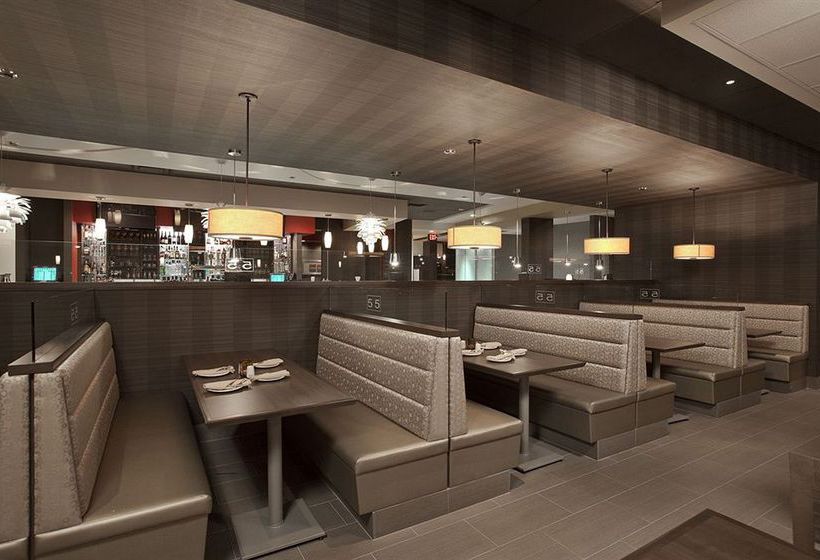 Hotel Holiday Inn Windsor Ambassador Bridge | Windsor | Ontario | Canada 10