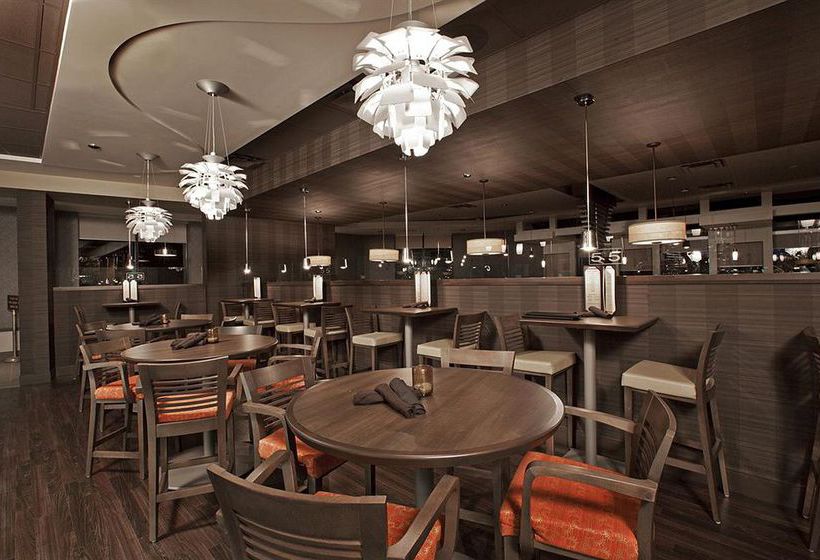 Hotel Holiday Inn Windsor Ambassador Bridge | Windsor | Ontario | Canada 6