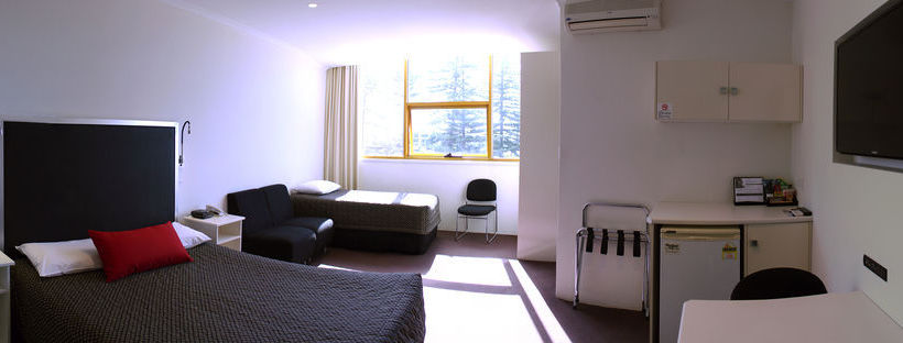 Hotel Atlantic Tower Motor Inn | Glenelg | South Australia | Australia 5