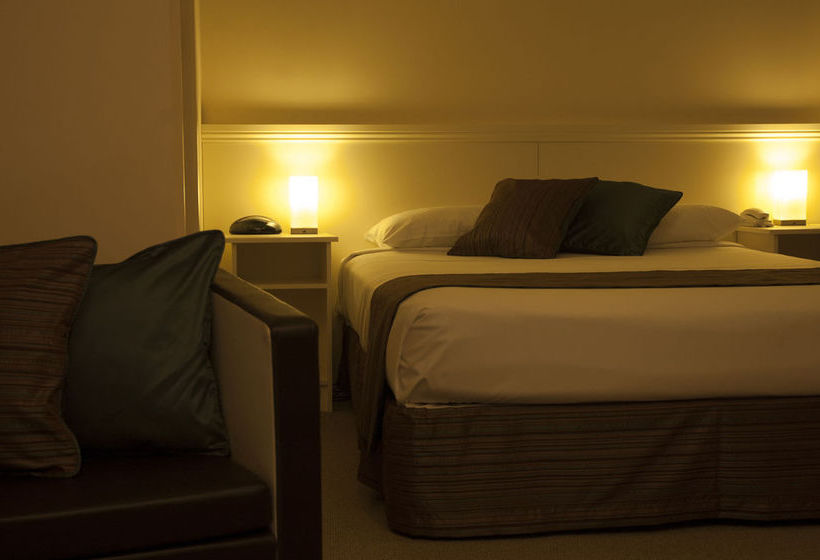 Hotel Atlantic Tower Motor Inn | Glenelg | South Australia | Australia 6