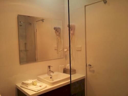 Hotel Barrass's John Bright Motor Inn | Bright | Victoria | Austrália 10