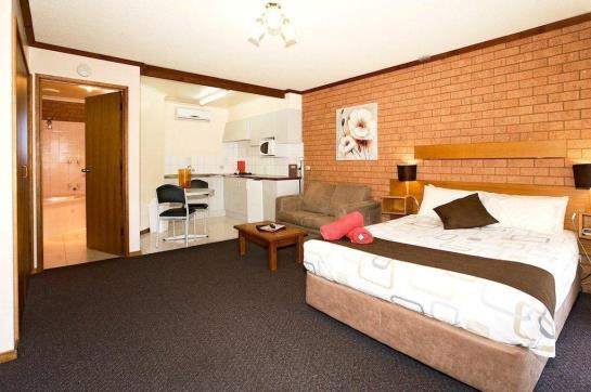 Motel Blue Whale Motor Inn | Warrnambool | Victoria | Australia 9