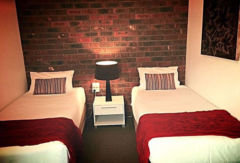 Hotel Pevensey Motor Lodge | Echuca | Victoria | Australia 8
