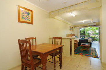 Cairns Queenslander Apartments | Cairns | Queensland | Australia 18