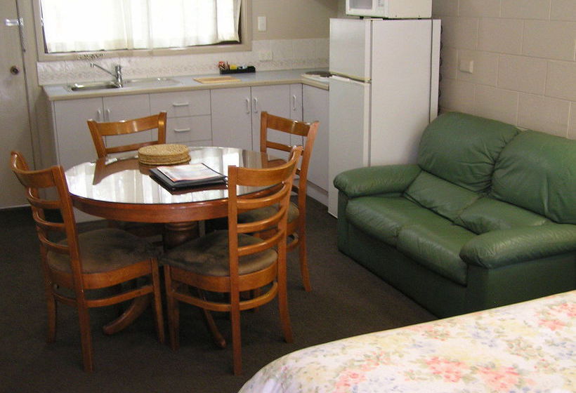 Coachman Motel | Cowes | Victoria | Australia 2