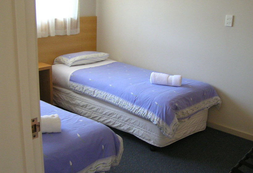 Coachman Motel | Cowes | Victoria | Australia 7