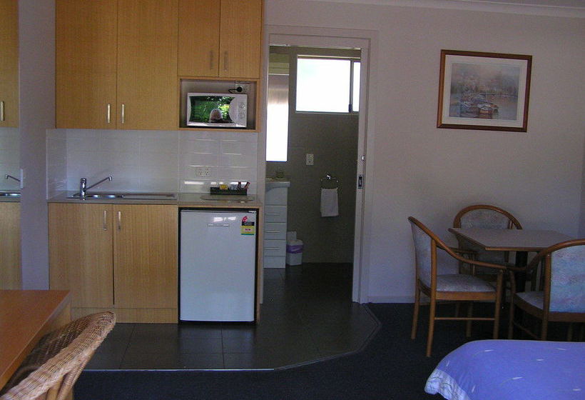 Coachman Motel | Cowes | Victoria | Australia 8