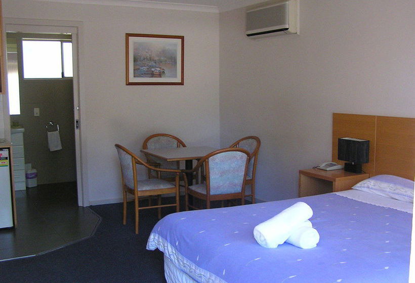 Coachman Motel | Cowes | Victoria | Australia 9