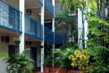 Coconut Grove Holiday Apartments