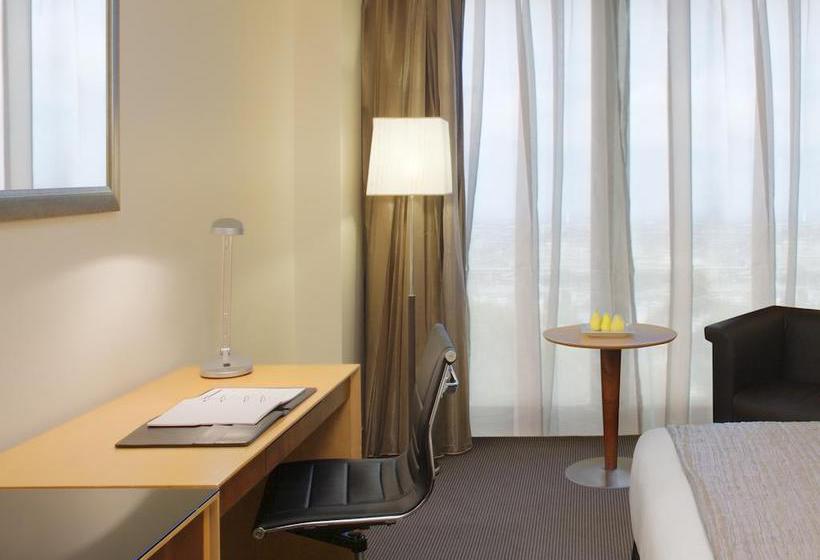 Hotel Radisson on Flagstaff Gardens Melbourne | Melbourne | Victoria | Australia 9