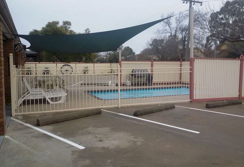 Hotel Tudor House Motor Inn | Shepparton | Victoria | Australia 6